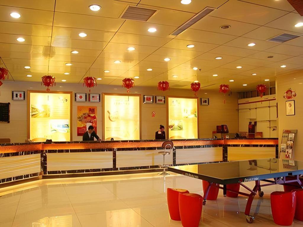 Jinan Yuquan Simpson Hotel Exterior photo