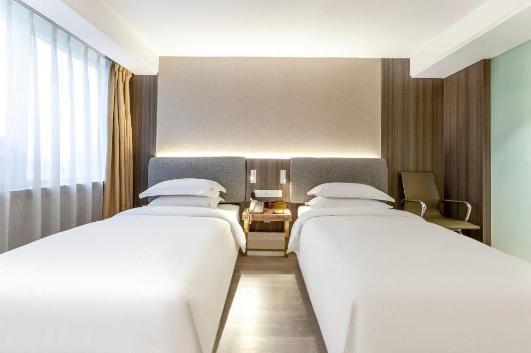 Jinan Yuquan Simpson Hotel Exterior photo